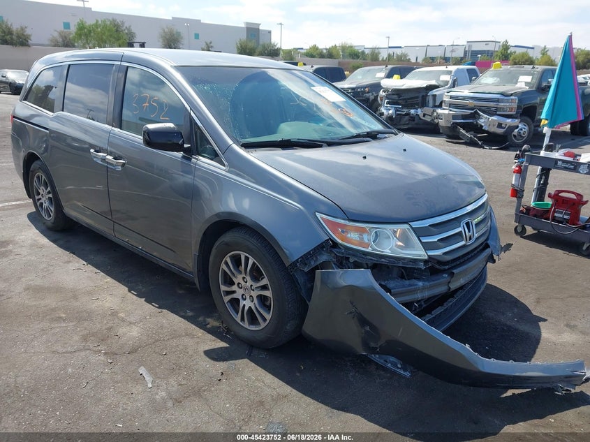 2013 Honda Odyssey VIN 5FNRL5H47DB067933 IAAI salvage auction — FRONT END, Salvage Title, sold $1,400 on 2026-07-26 (photo 1)
