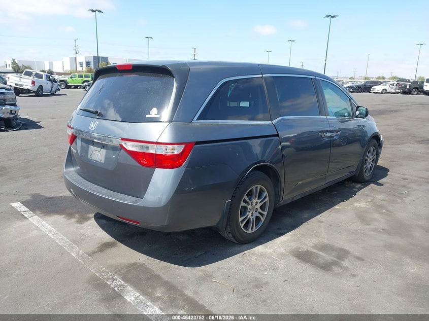 2013 Honda Odyssey VIN 5FNRL5H47DB067933 IAAI salvage auction — FRONT END, Salvage Title, sold $1,400 on 2026-07-26 (photo 4)