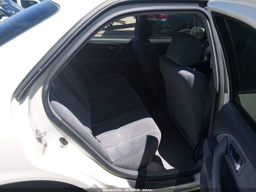2001 Toyota Camry VIN JT2BG22KX10553988 IAAI salvage auction — RIGHT FRONT, Salvage (Arizona), sold $1,050 on 2026-07-09 (photo 8)