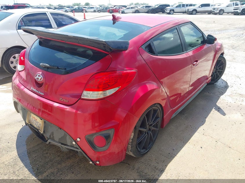 2014 Hyundai Veloster VIN KMHTC6AE9EU206916 IAAI salvage auction — HAIL, Original (Texas), sold $725 on 2026-07-13 (photo 4)