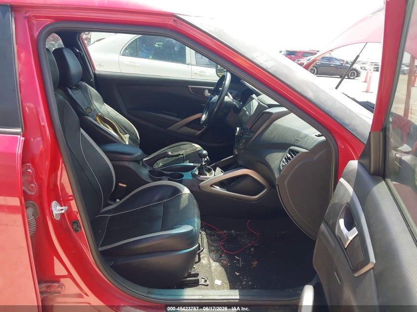 2014 Hyundai Veloster VIN KMHTC6AE9EU206916 IAAI salvage auction — HAIL, Original (Texas), sold $725 on 2026-07-13 (photo 5)