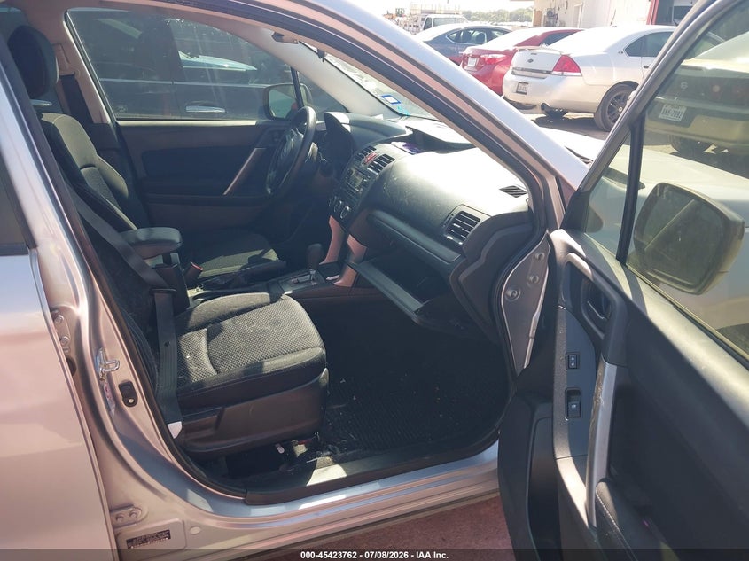 2014 Subaru Forester VIN JF2SJAAC7EH422099 IAAI salvage auction — NORMAL WEAR, Original (Texas), sold $1,350 on 2026-08-02 (photo 5)