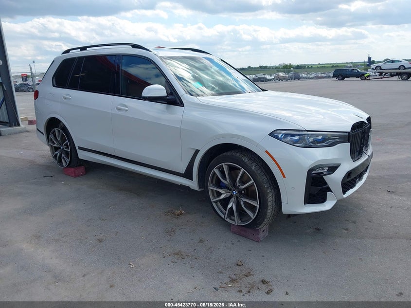 2020 BMW X7 VIN 5UXCX6C02L9C38182 — IAAI salvage auction photo