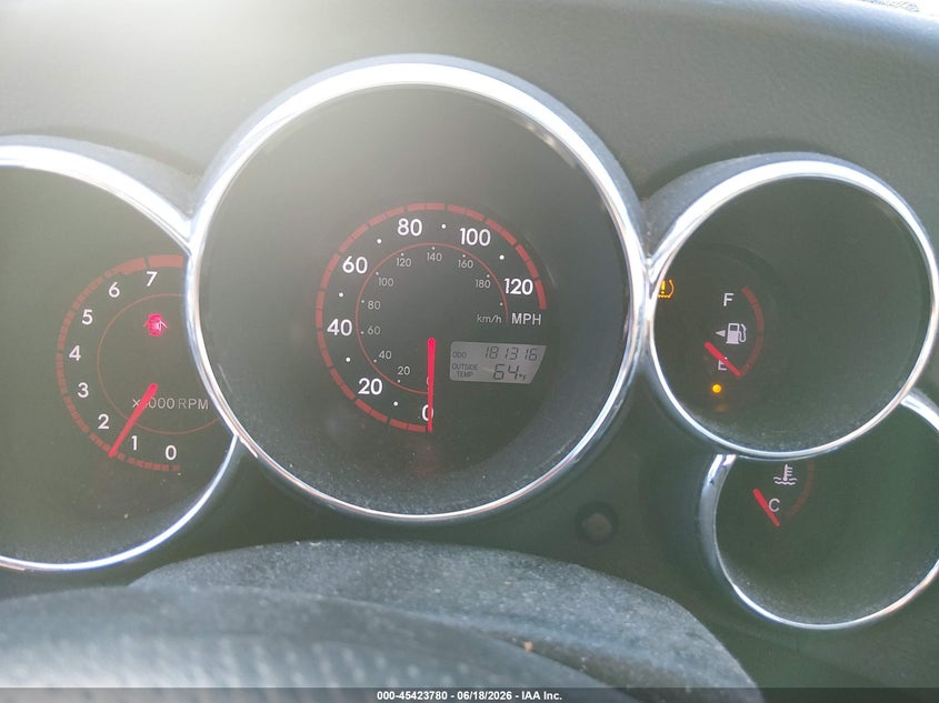 2008 Pontiac Vibe VIN 5Y2SL65808Z410127 IAAI salvage auction — NORMAL WEAR, Clear (Washington), sold $475 on 2026-07-22 (photo 7)