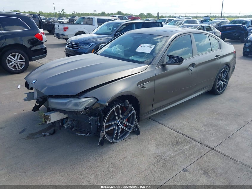 2022 BMW M5 VIN WBS83CH09NCH80582 IAAI salvage auction — FRONT & REAR, Salvage (Texas), sold $15,200 on 2026-07-27 (photo 2)