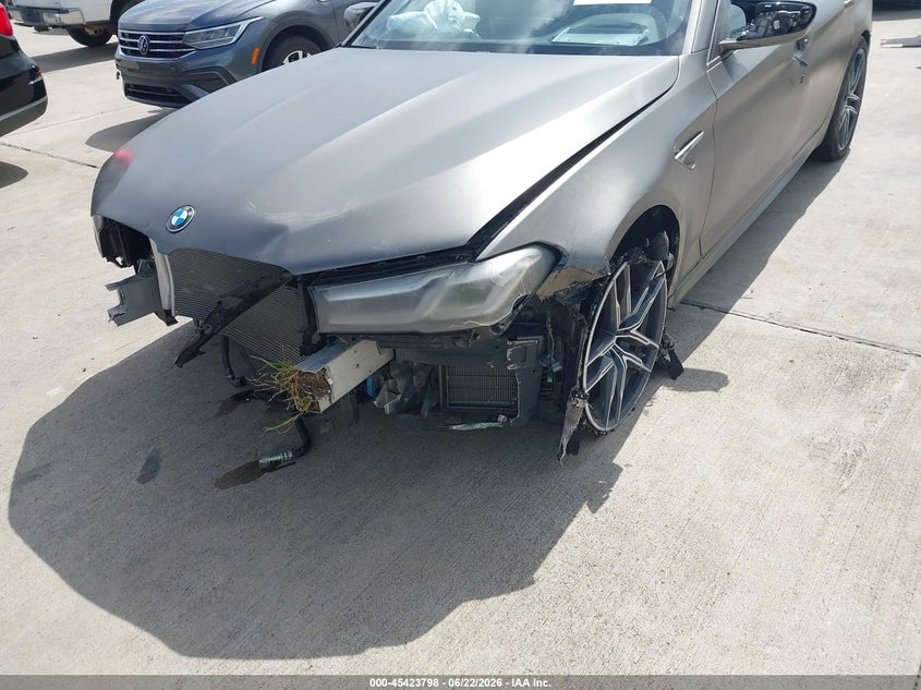 2022 BMW M5 VIN WBS83CH09NCH80582 IAAI salvage auction — FRONT & REAR, Salvage (Texas), sold $15,200 on 2026-07-27 (photo 6)