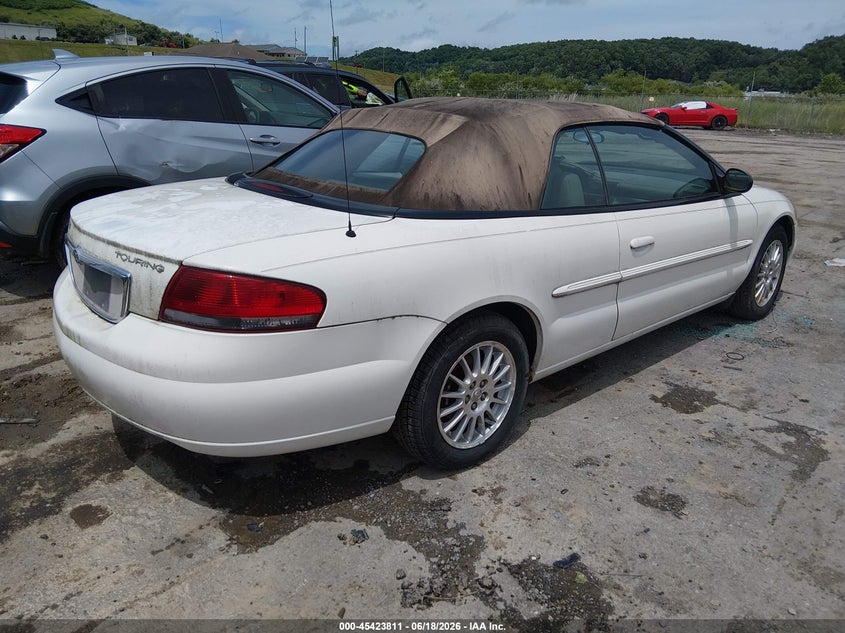 2005 Chrysler Sebring VIN 1C3EL55R35N503294 IAAI salvage auction — NORMAL WEAR, Clear-Dealer Only (West Virginia), sold $175 on 2026-07-09 (photo 4)