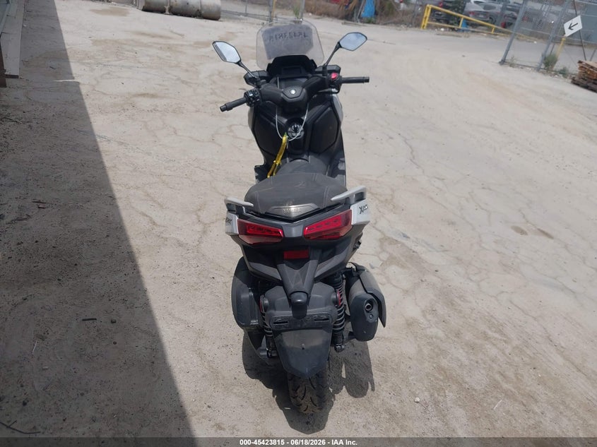 2023 Yamaha VIN MH3SH22Y9PK001499 IAAI salvage auction — LEFT SIDE, Salvage (California), sold $1,175 on 2026-07-14 (photo 6)