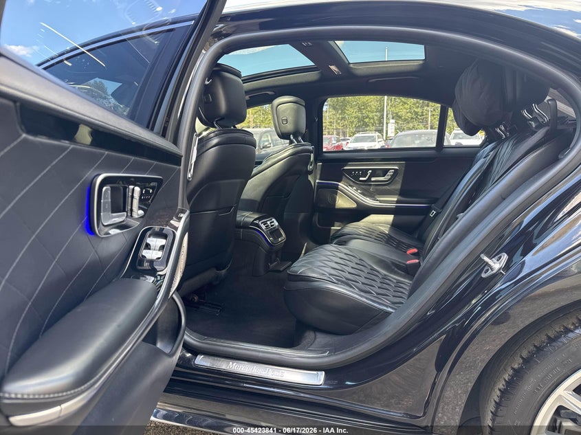 2022 Mercedes-benz S class VIN W1K6G6DB8NA070728 IAAI salvage auction — NORMAL WEAR, Clear (Virginia), sold $42,900 on 2026-07-24 (photo 8)