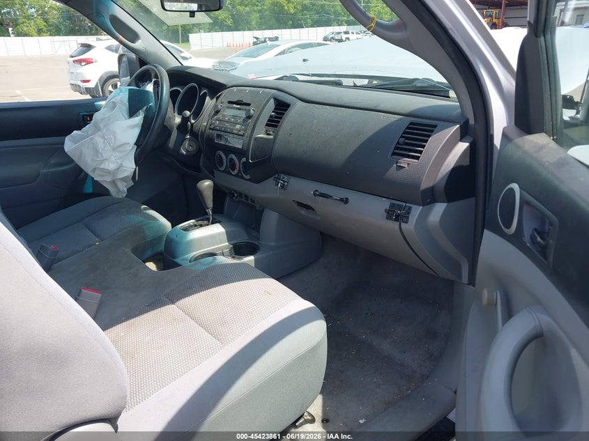 2010 Toyota Tacoma VIN 5TENX4CN4AZ677912 IAAI salvage auction — FRONT END, Salvage (Tennessee), sold $1,750 on 2026-07-18 (photo 5)