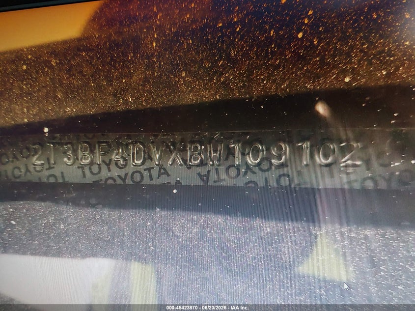 2011 Toyota Rav4 VIN 2T3BF4DVXBW109102 IAAI salvage auction — SIDE, Salvage (New Jersey), sold $950 on 2026-07-31 (photo 9)