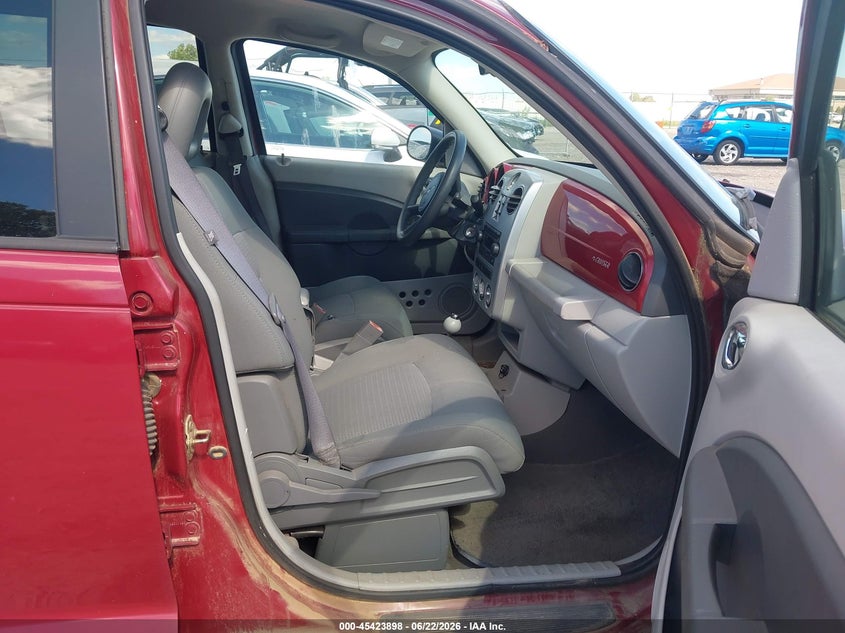 2007 Chrysler Pt cruiser VIN 3A4FY58B67T500757 IAAI salvage auction — NORMAL WEAR, Clear-Endorsement (Wisconsin), sold $350 on 2026-07-09 (photo 5)