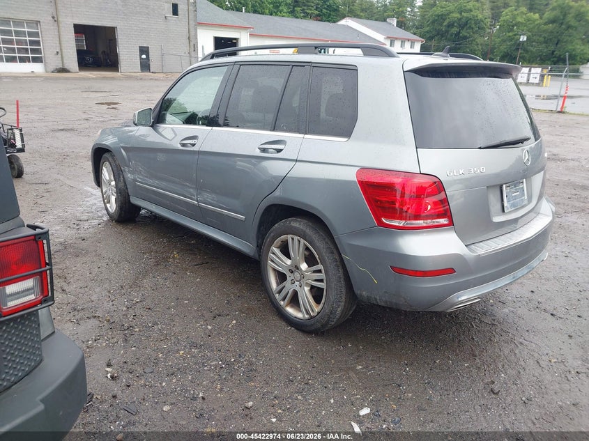 2013 Mercedes-benz VIN WDCGG8JB8DG094936 IAAI salvage auction — SIDE, Salvage Title, sold $2,050 on 2026-07-12 (photo 3)