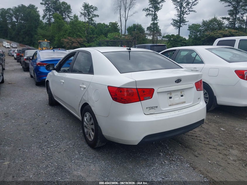 2013 Kia Forte VIN KNAFU4A25D5722320 IAAI salvage auction — LEFT SIDE, Salvage (Georgia), sold $800 on 2026-07-14 (photo 3)