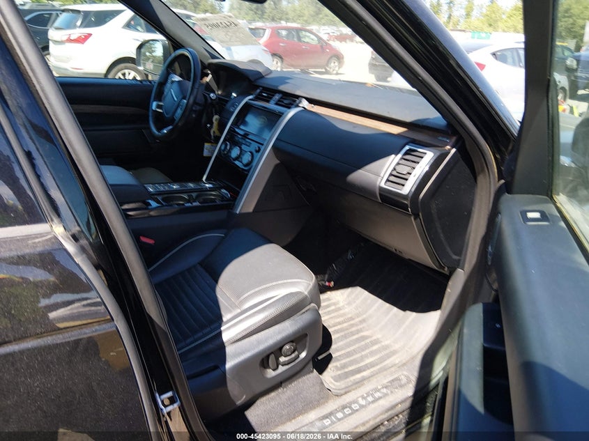 2018 Land rover Discovery VIN SALRT2RV4JA050669 IAAI salvage auction — FRONT END, Salvage Title, sold $10,350 on 2026-07-15 (photo 5)