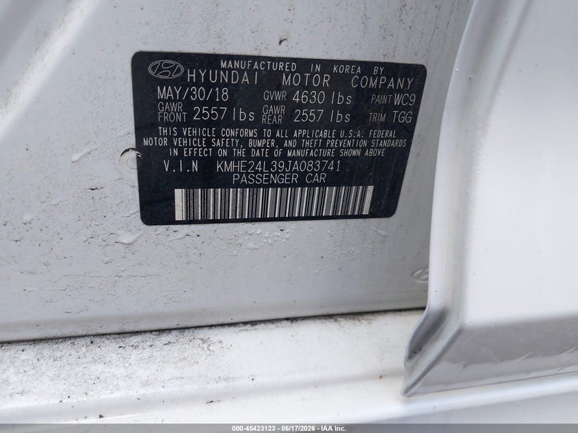 2018 Hyundai Sonata hybrid VIN KMHE24L39JA083741 IAAI salvage auction — NORMAL WEAR, Sf97 (New York), sold $6,100 on 2026-07-23 (photo 9)