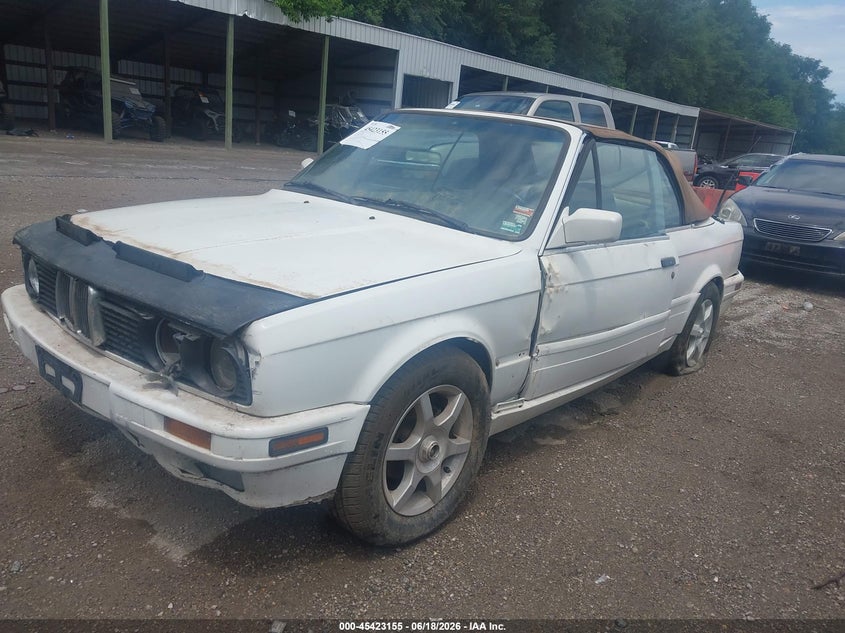1992 BMW 3 series VIN WBABB2311NEC29350 IAAI salvage auction — NORMAL WEAR, Clear (Missouri), sold $850 on 2026-07-08 (photo 2)