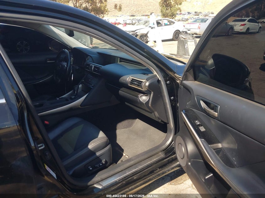 2017 Lexus VIN JTHBA1D29H5042218 IAAI salvage auction — REAR END, Salvage (California), sold $4,050 on 2026-07-07 (photo 5)