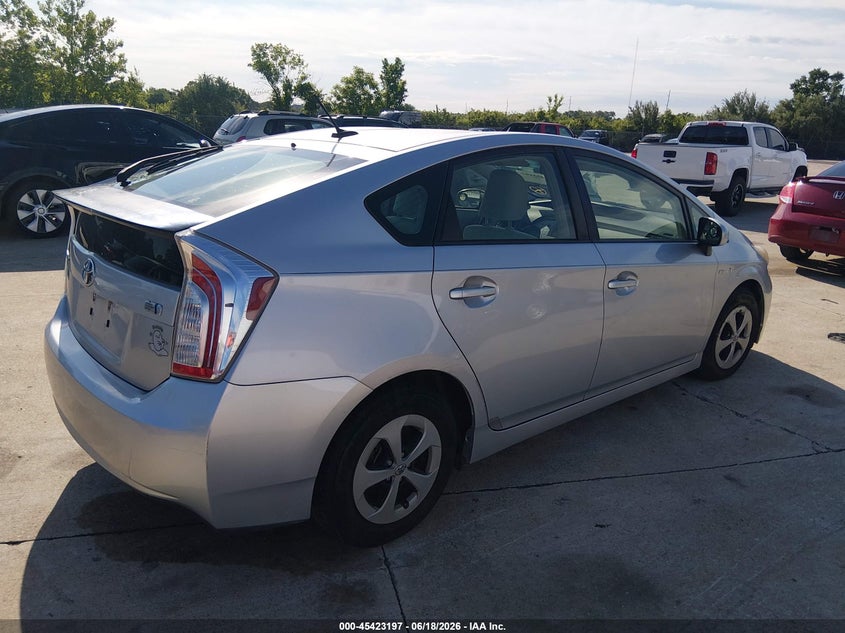 2014 Toyota Prius VIN JTDKN3DU5E1739715 IAAI salvage auction — NORMAL WEAR, Clear (South Carolina), sold $2,500 on 2026-07-14 (photo 4)