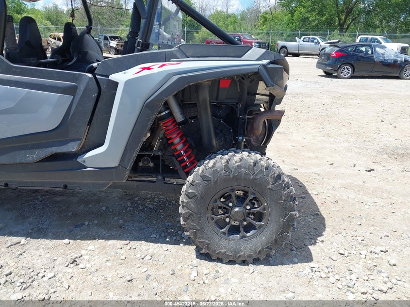 2025 Polaris Rzr VIN 3NSNMB997SF047584 IAAI salvage auction — RIGHT SIDE, Bill Of Sale (Wisconsin), sold $9,750 on 2026-07-22 (photo 9)