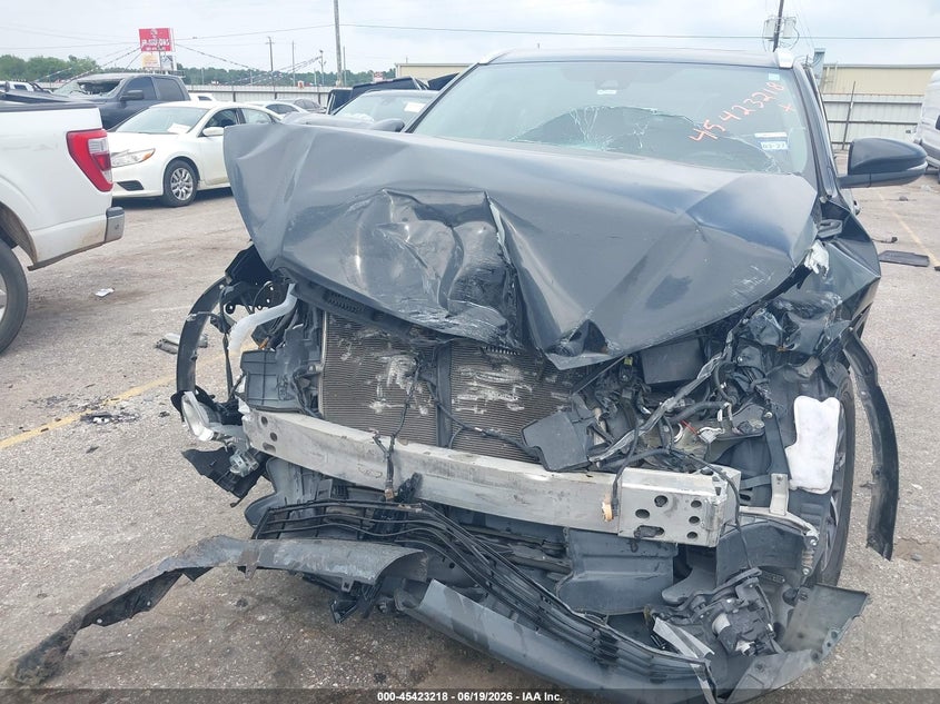 2018 Toyota Highlander VIN 5TDKZRFH2JS537712 IAAI salvage auction — FRONT END, Salvage (Texas), sold $4,450 on 2026-07-29 (photo 6)