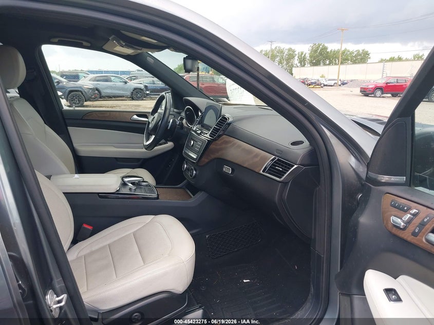 2017 Mercedes-benz Gls-klasse VIN 4JGDF6EE3HA886114 IAAI salvage auction — FRONT END, Salvage Title, sold $8,150 on 2026-07-29 (photo 5)
