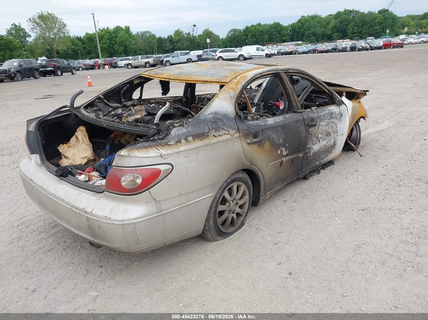 2004 Lexus Es 330 VIN JTHBA30G045000754 IAAI salvage auction — ENGINE BURN, Clear (Virginia), sold $325 on 2026-07-14 (photo 4)