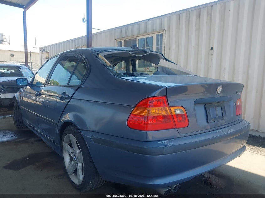 2004 BMW 3 series VIN WBAAZ33414KP83749 IAAI salvage auction — RIGHT SIDE, Salvage (California), sold $525 on 2026-07-07 (photo 3)