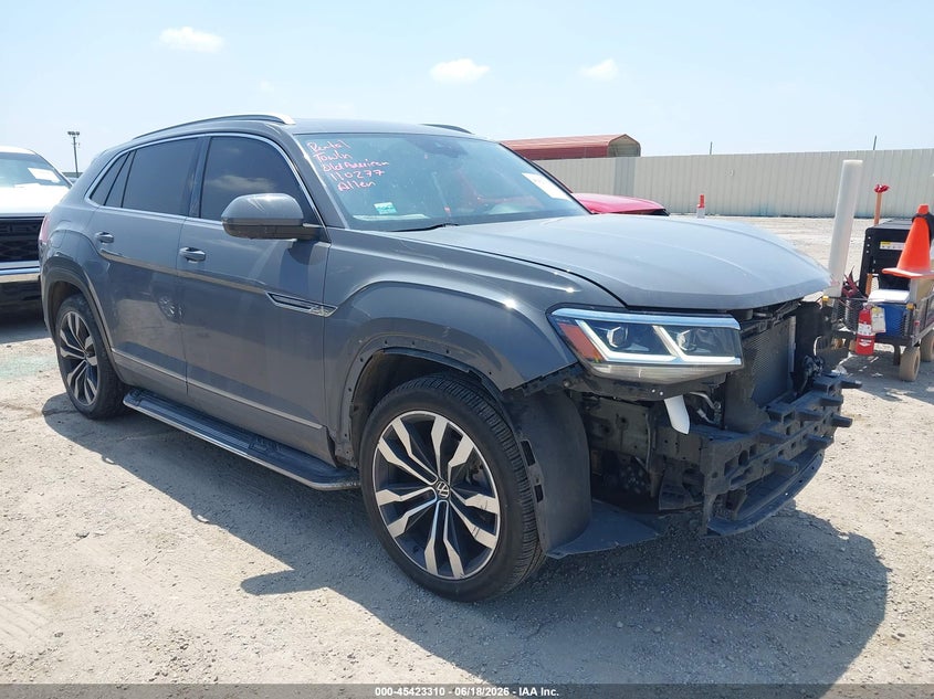 2022 Volkswagen Atlas cross sport VIN 1V2FE2CA7NC210255 — IAAI salvage auction photo