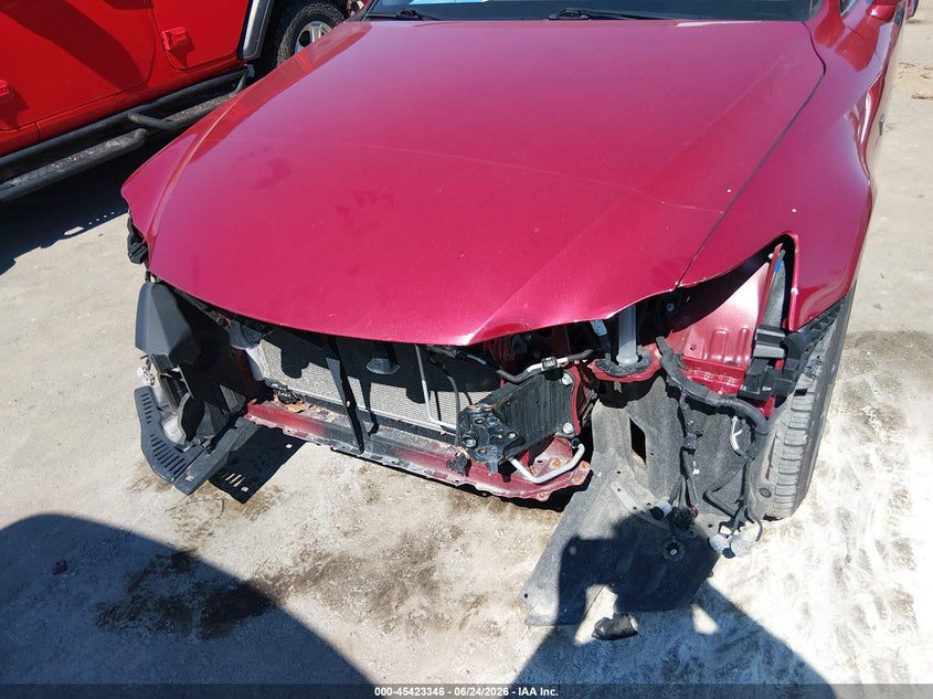 2014 Lexus Is VIN JTHCE1D26E5000190 IAAI salvage auction — FRONT END, Salvage Title, sold $6,300 on 2026-08-01 (photo 6)