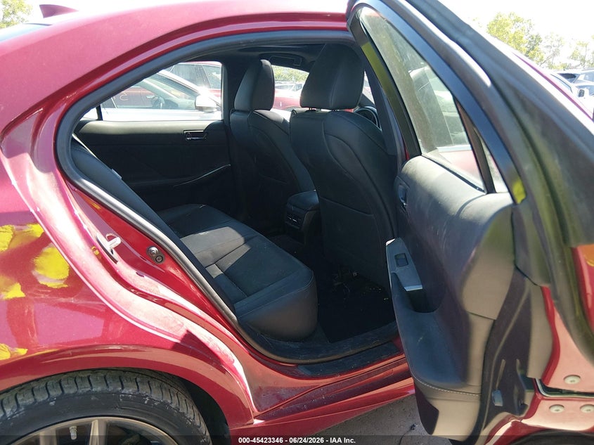 2014 Lexus Is VIN JTHCE1D26E5000190 IAAI salvage auction — FRONT END, Salvage Title, sold $6,300 on 2026-08-01 (photo 8)