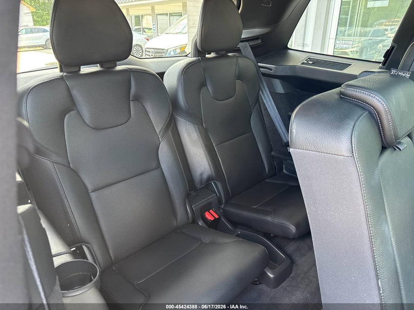 2020 Volvo Xc90 VIN YV4A22PK4L1579426 IAAI salvage auction — NORMAL WEAR, Salvage Title, sold $8,575 on 2026-07-29 (photo 6)