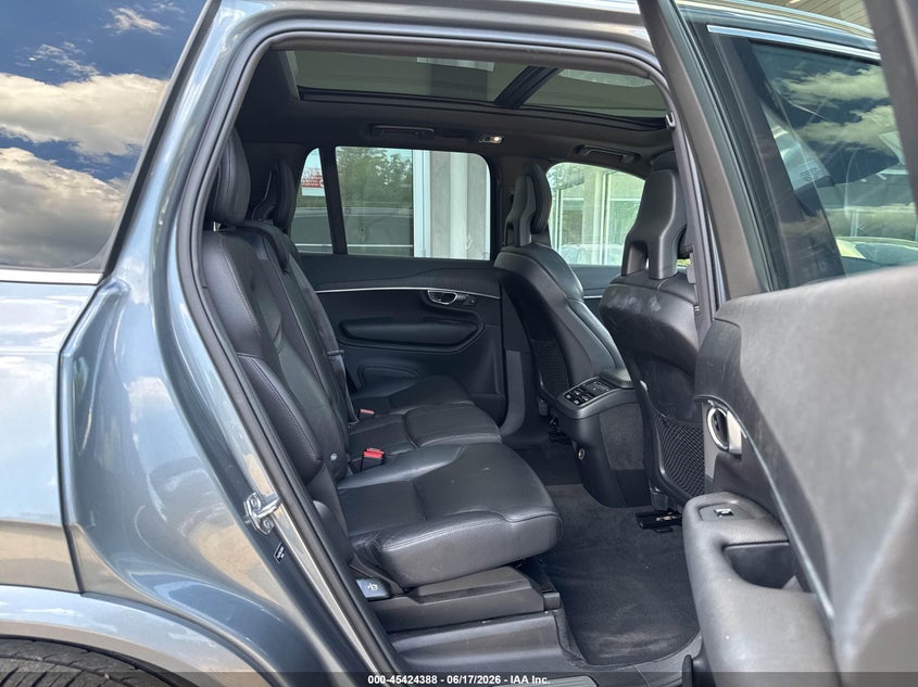 2020 Volvo Xc90 VIN YV4A22PK4L1579426 IAAI salvage auction — NORMAL WEAR, Salvage Title, sold $8,575 on 2026-07-29 (photo 8)