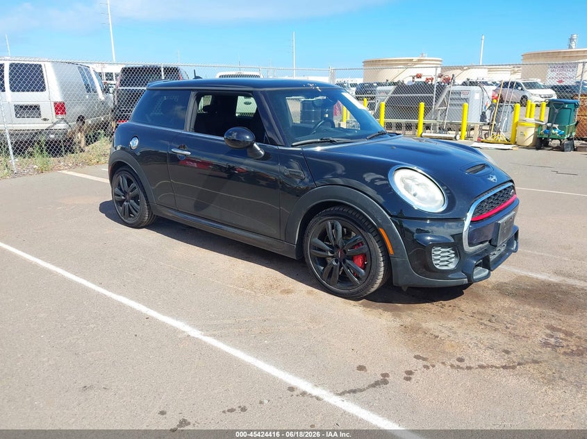 2016 Mini Hard top VIN WMWXM9C51GT997689 IAAI salvage auction — UNKNOWN, Salvage Title, sold $1,375 on 2026-08-25 (photo 1)