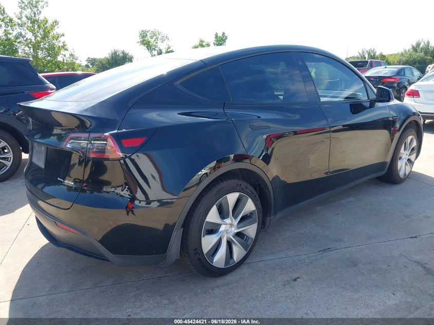 2021 Tesla Model y VIN 5YJYGDEE1MF258528 IAAI salvage auction — LEFT SIDE, Clear (Texas), sold $6,550 on 2026-07-21 (photo 4)