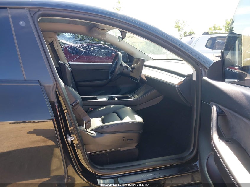 2021 Tesla Model y VIN 5YJYGDEE1MF258528 IAAI salvage auction — LEFT SIDE, Clear (Texas), sold $6,550 on 2026-07-21 (photo 5)
