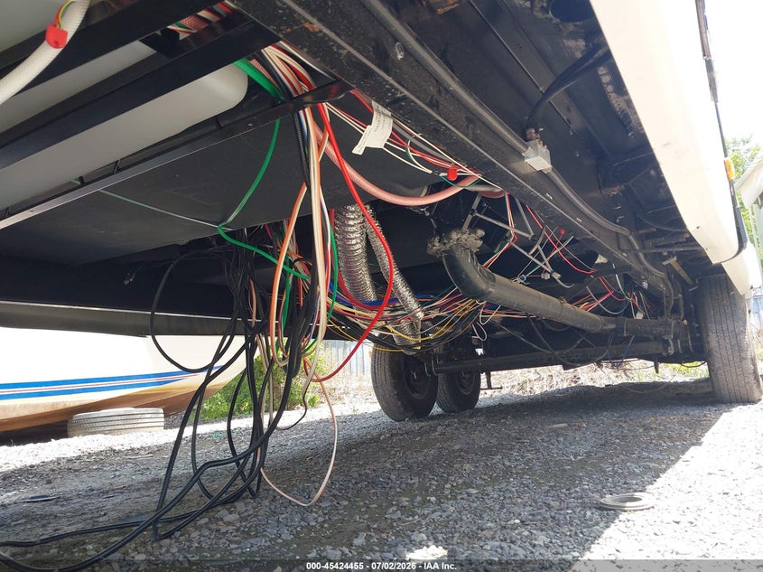 2025 Forest river Other VIN 5ZT3SR1B2S6115273 IAAI salvage auction — UNDERCARRIAGE, Mv-907A (New York), sold $13,825 on 2026-07-15 (photo 7)