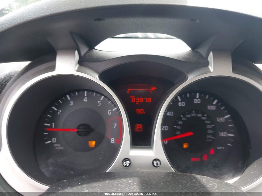 2016 Nissan Juke VIN JN8AF5MV1GT654413 IAAI salvage auction — RIGHT FRONT, Salvage Title, sold $1,550 on 2026-07-26 (photo 7)