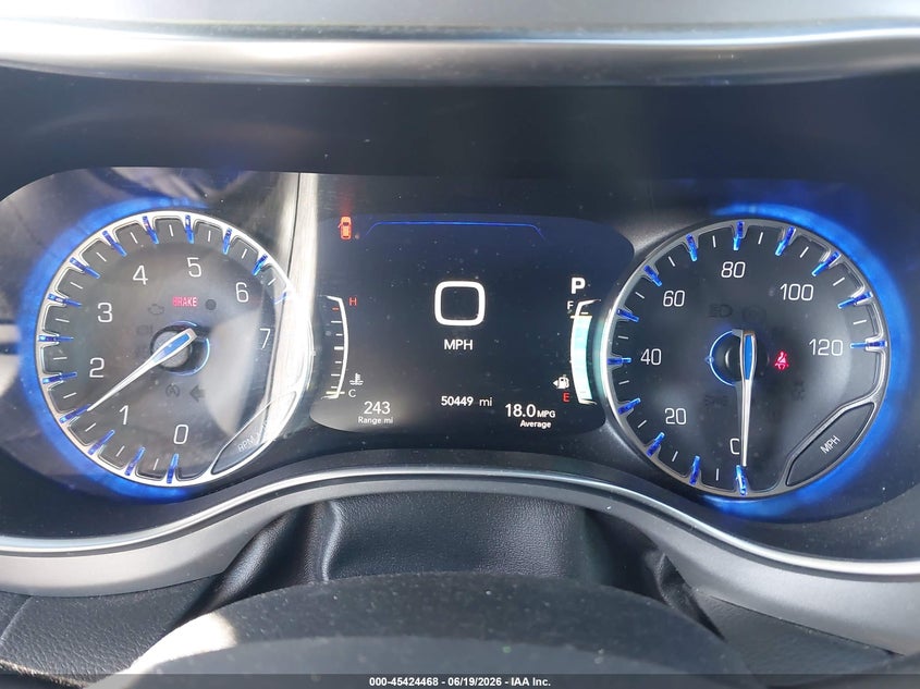 2018 Chrysler Pacifica VIN 2C4RC1GG8JR358350 IAAI salvage auction — REAR END, Wait Title, sold $7,300 on 2026-10-07 (photo 7)