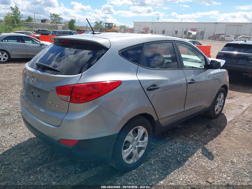 2012 Hyundai Tucson VIN KM8JT3AB3CU402701 IAAI salvage auction — FRONT END, Salvage (Illinois), sold $1,100 on 2026-07-22 (photo 4)