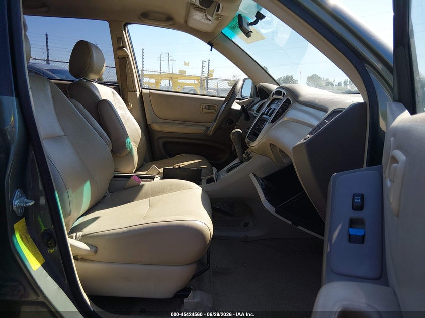 2005 Toyota Highlander VIN JTEDP21A650091164 IAAI salvage auction — NORMAL WEAR, Clear - Dealer Only (California), sold $825 on 2026-07-28 (photo 5)