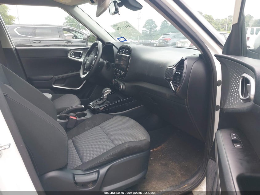 2024 Kia Soul VIN KNDJ23AU0R7914593 IAAI salvage auction — FRONT END, Salvage Title, sold $2,050 on 2026-07-23 (photo 5)