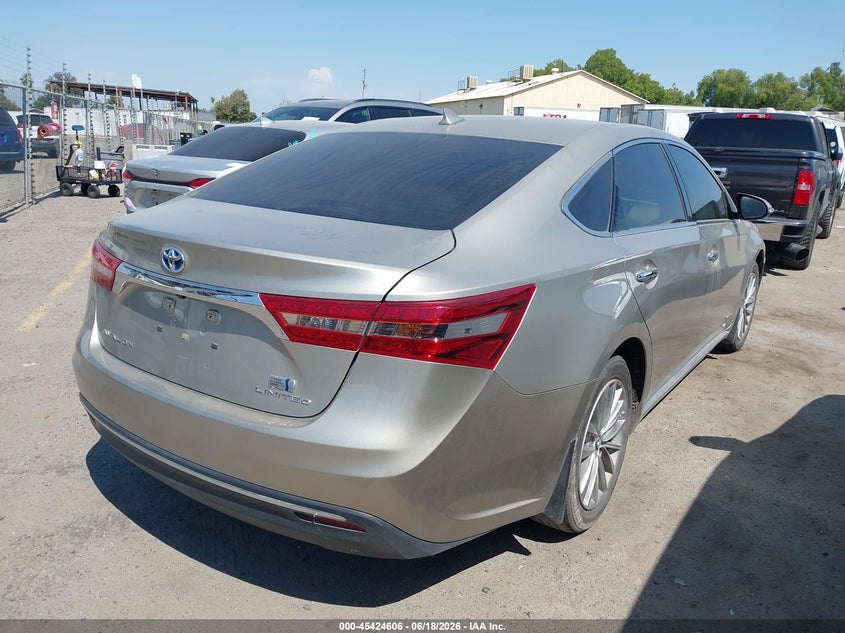2018 Toyota Avalon VIN 4T1BD1EB3JU063466 IAAI salvage auction — SIDE, Salvage Title, sold $8,100 on 2026-07-14 (photo 4)