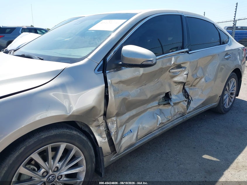 2018 Toyota Avalon VIN 4T1BD1EB3JU063466 IAAI salvage auction — SIDE, Salvage Title, sold $8,100 on 2026-07-14 (photo 6)