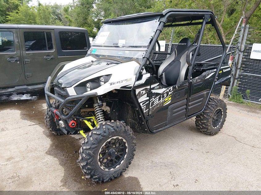 2024 Kawasaki Teryx VIN JKBRFCJ15RB505795 IAAI salvage auction — SIDE, Salvage (Kansas), sold $3,150 on 2026-07-29 (photo 2)