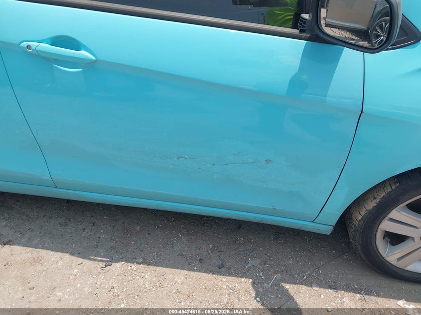 2021 Chevrolet Spark VIN KL8CB6SA3MC221590 IAAI salvage auction — RIGHT SIDE, Original (Texas), sold $1,350 on 2026-07-22 (photo 6)