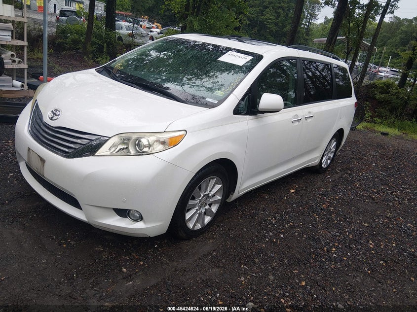 2011 Toyota Sienna VIN 5TDYK3DC0BS086249 IAAI salvage auction — SIDE, Salvage (Virginia), sold $3,550 on 2026-07-09 (photo 2)
