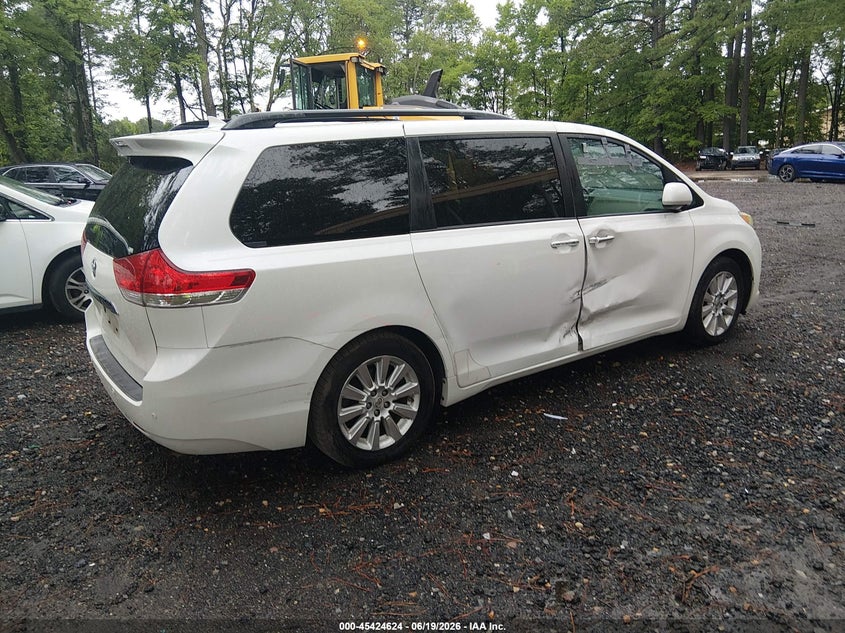 2011 Toyota Sienna VIN 5TDYK3DC0BS086249 IAAI salvage auction — SIDE, Salvage (Virginia), sold $3,550 on 2026-07-09 (photo 4)