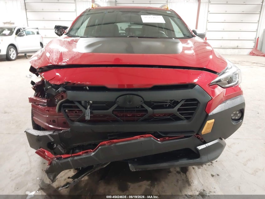 2025 Subaru Xv VIN 4S4GUHU69S3759713 IAAI salvage auction — FRONT END, Salvage (Iowa), sold $9,800 on 2026-07-28 (photo 6)