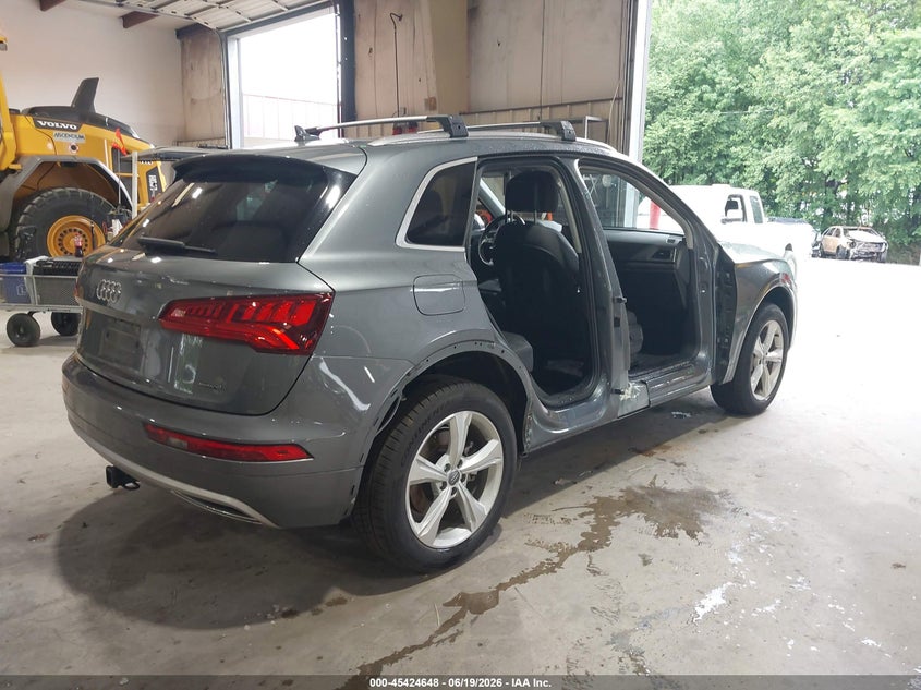2020 Audi Q5 VIN WA1ANAFY6L2010950 IAAI salvage auction — SIDE, Salvage (North Carolina), sold $7,950 on 2026-07-16 (photo 4)